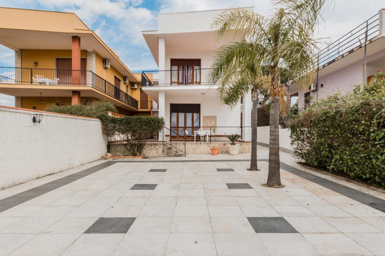 Terre Di Mare Near The Sandy Beach With Pool, Parking & Wifi Фонтане-Бьянке Экстерьер фото