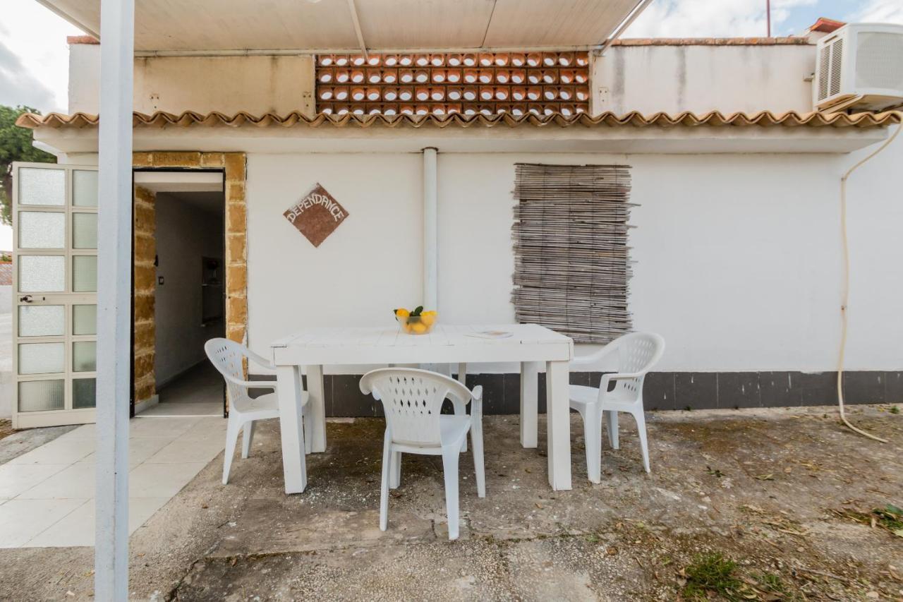 Terre Di Mare Near The Sandy Beach With Pool, Parking & Wifi Фонтане-Бьянке Экстерьер фото